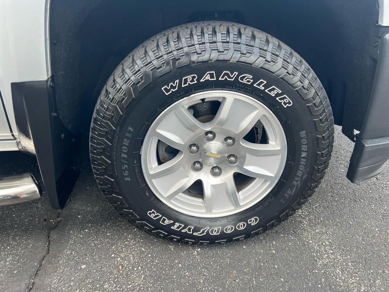 Chevrolet Silverado 1500 4WD Reg Cab 133.0" Work Truck 2018