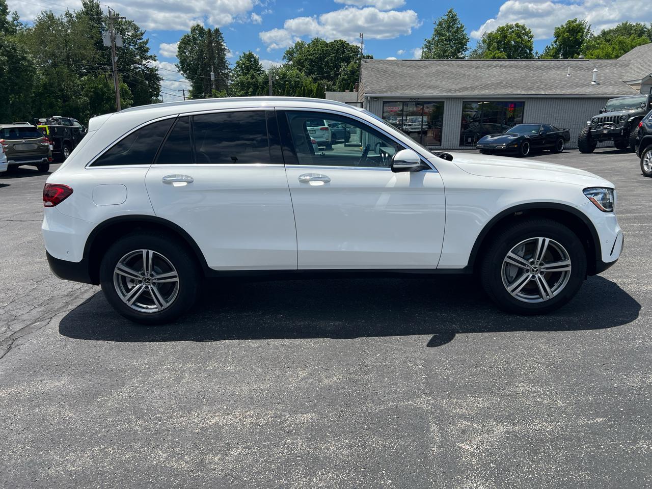 Mercedes-Benz GLC GLC 300 4MATIC SUV 2022