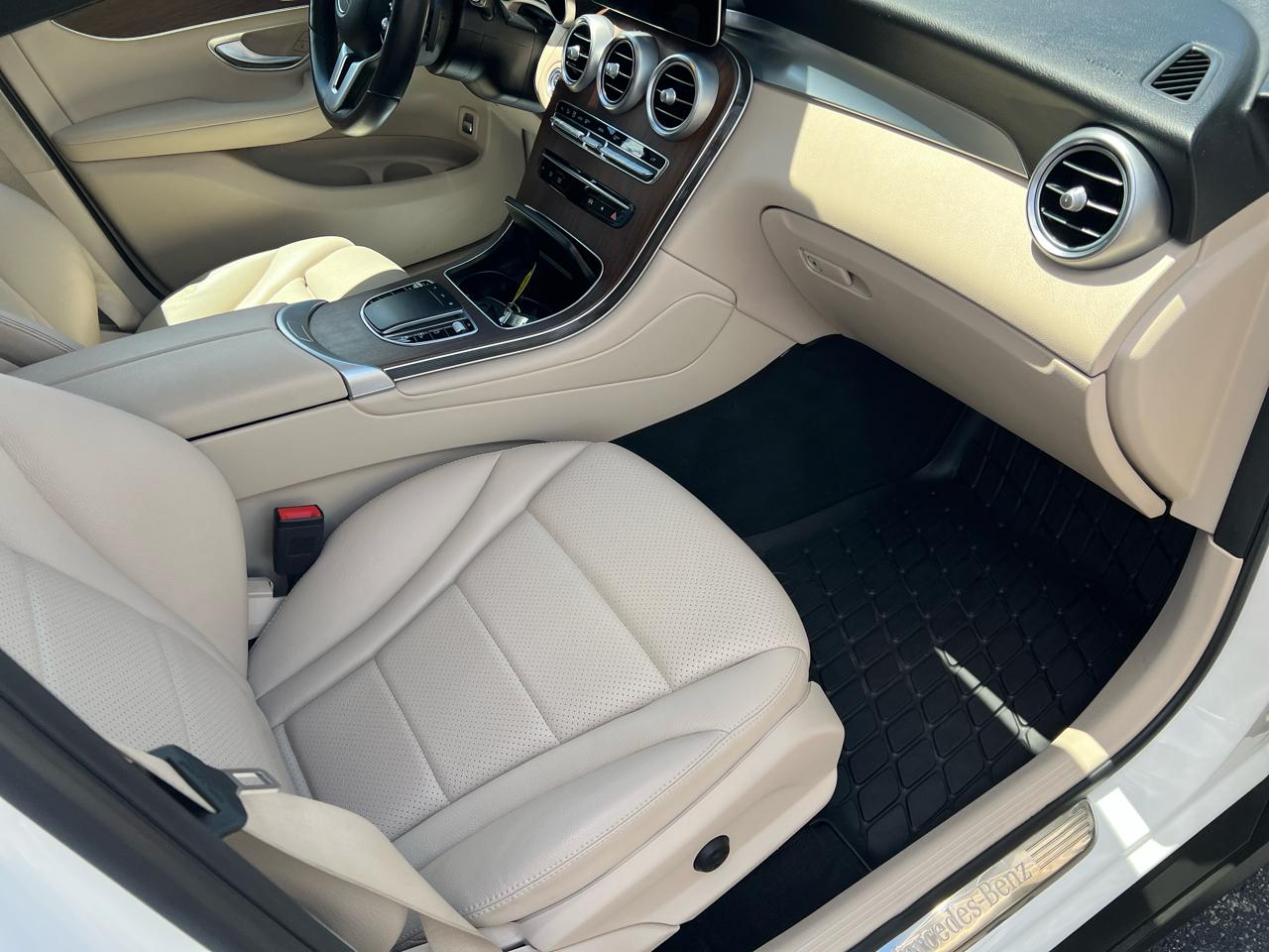 Mercedes-Benz GLC GLC 300 4MATIC SUV 2022