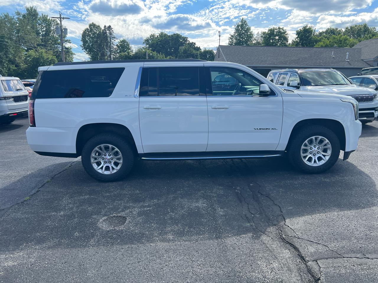 GMC Yukon XL 2WD 4dr SLT 2019
