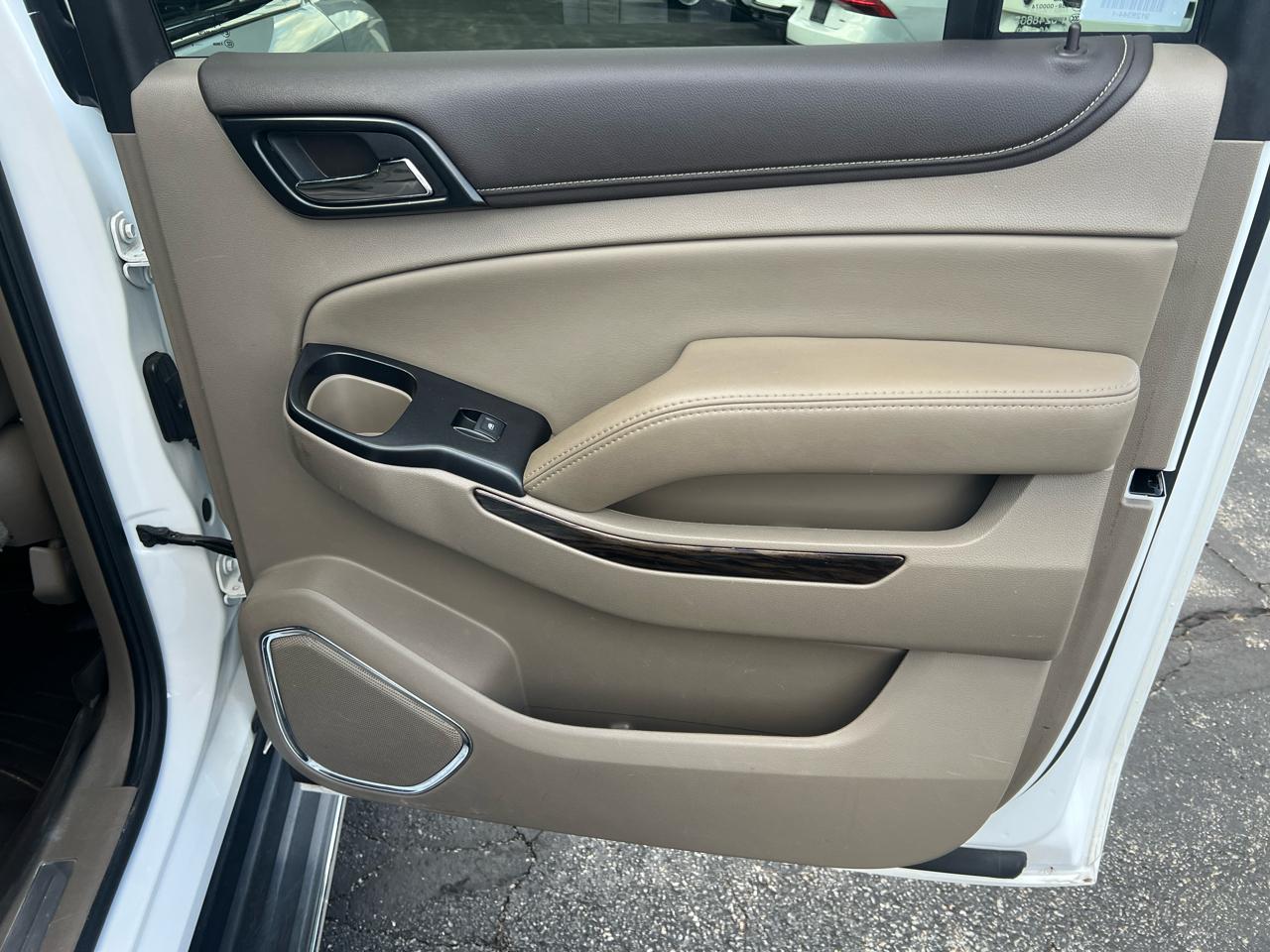 GMC Yukon XL 2WD 4dr SLT 2019