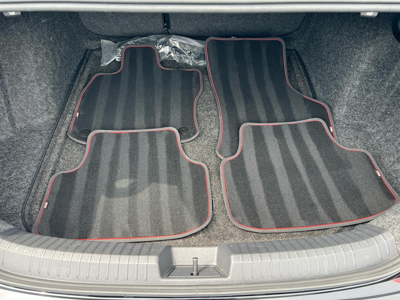Volkswagen Jetta GLI Autobahn DSG 2024
