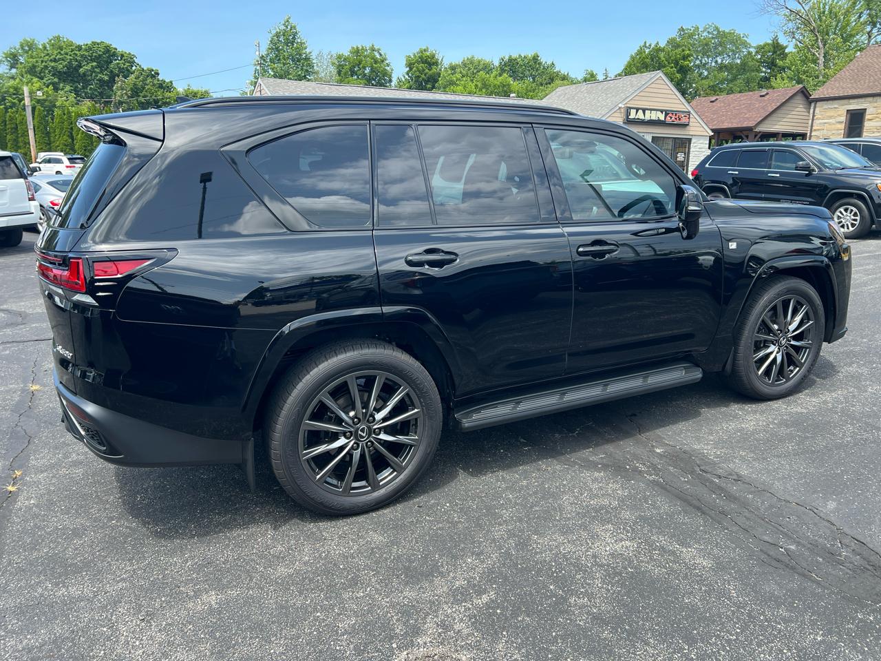 Lexus LX LX 600 F SPORT 4WD 2024