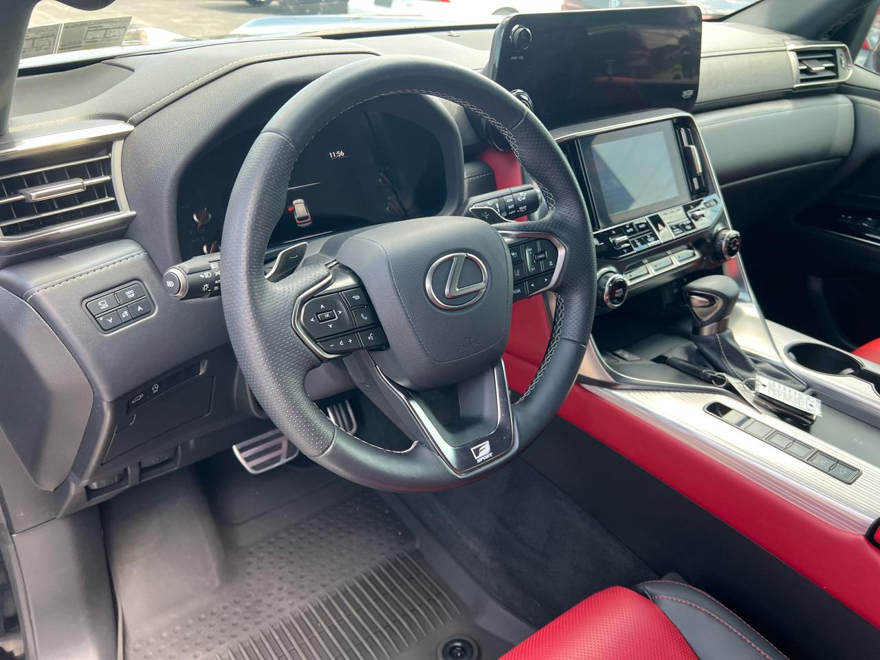Lexus LX LX 600 F SPORT 4WD 2024