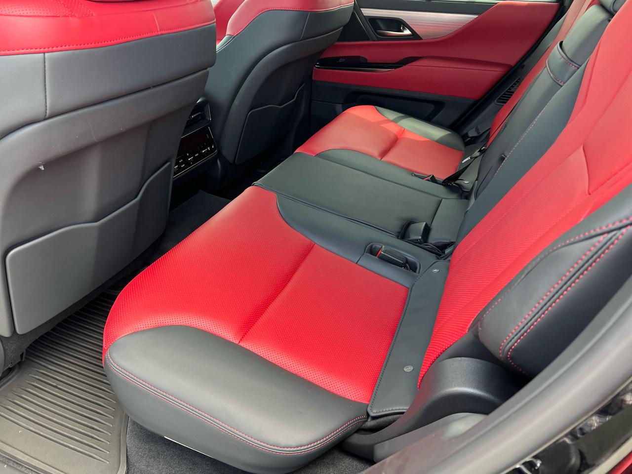 Lexus LX LX 600 F SPORT 4WD 2024