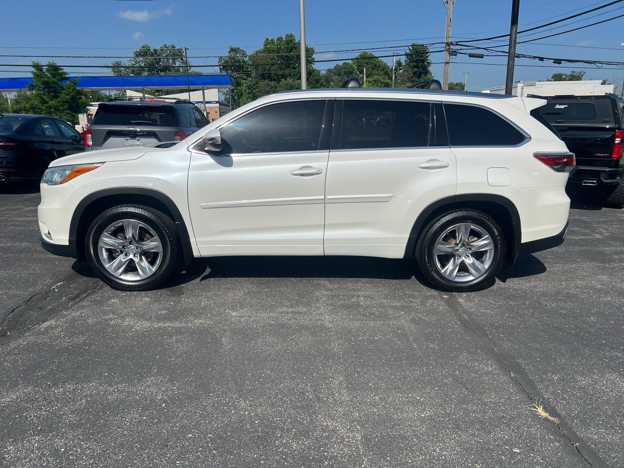 Toyota Highlander AWD 4dr V6 Limited (Natl) 2015