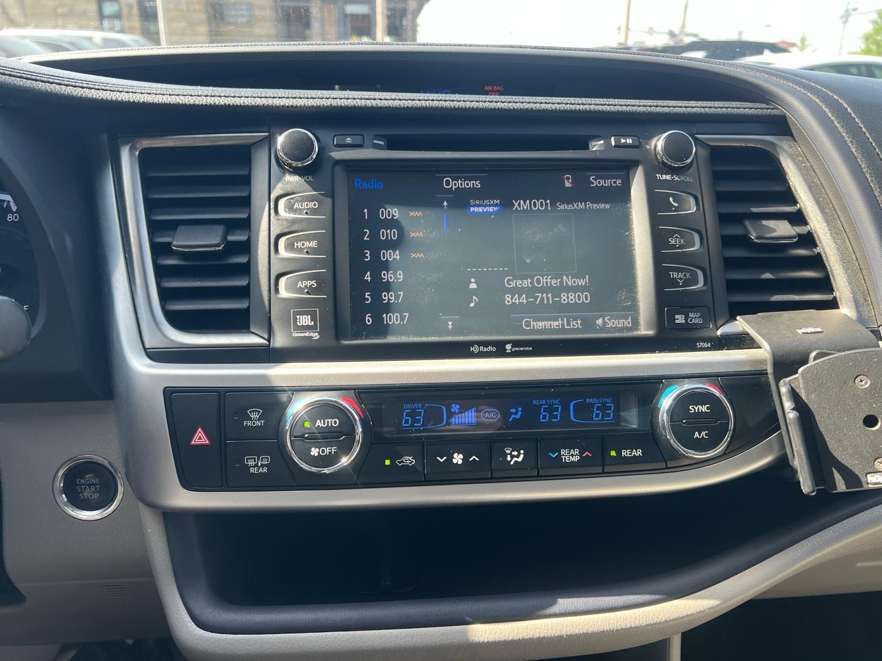 Toyota Highlander AWD 4dr V6 Limited (Natl) 2015