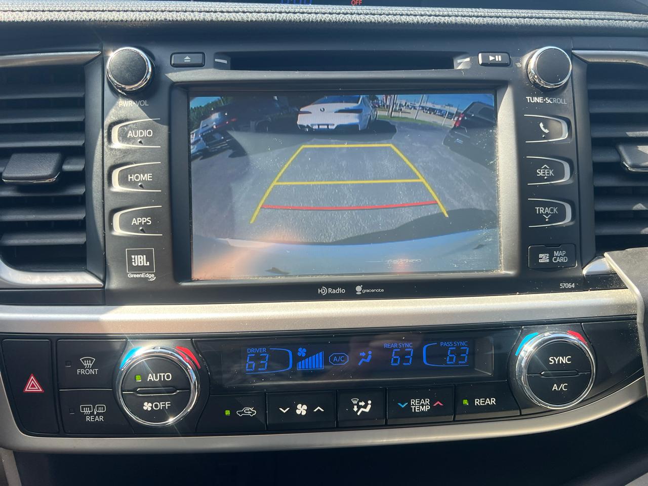 Toyota Highlander AWD 4dr V6 Limited (Natl) 2015