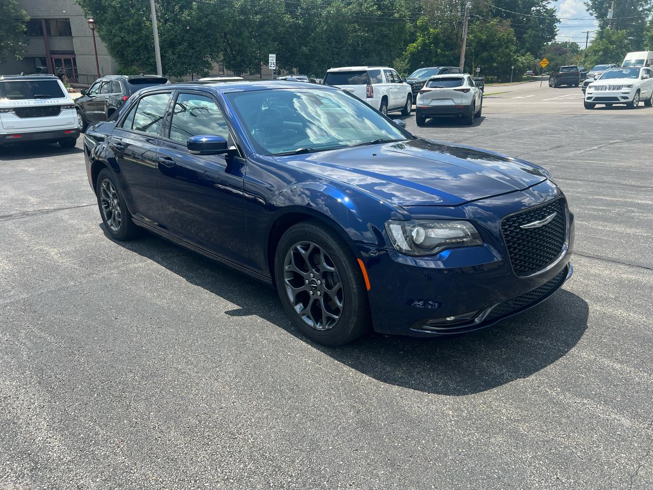 Chrysler 300 4dr Sdn 300S AWD 2015