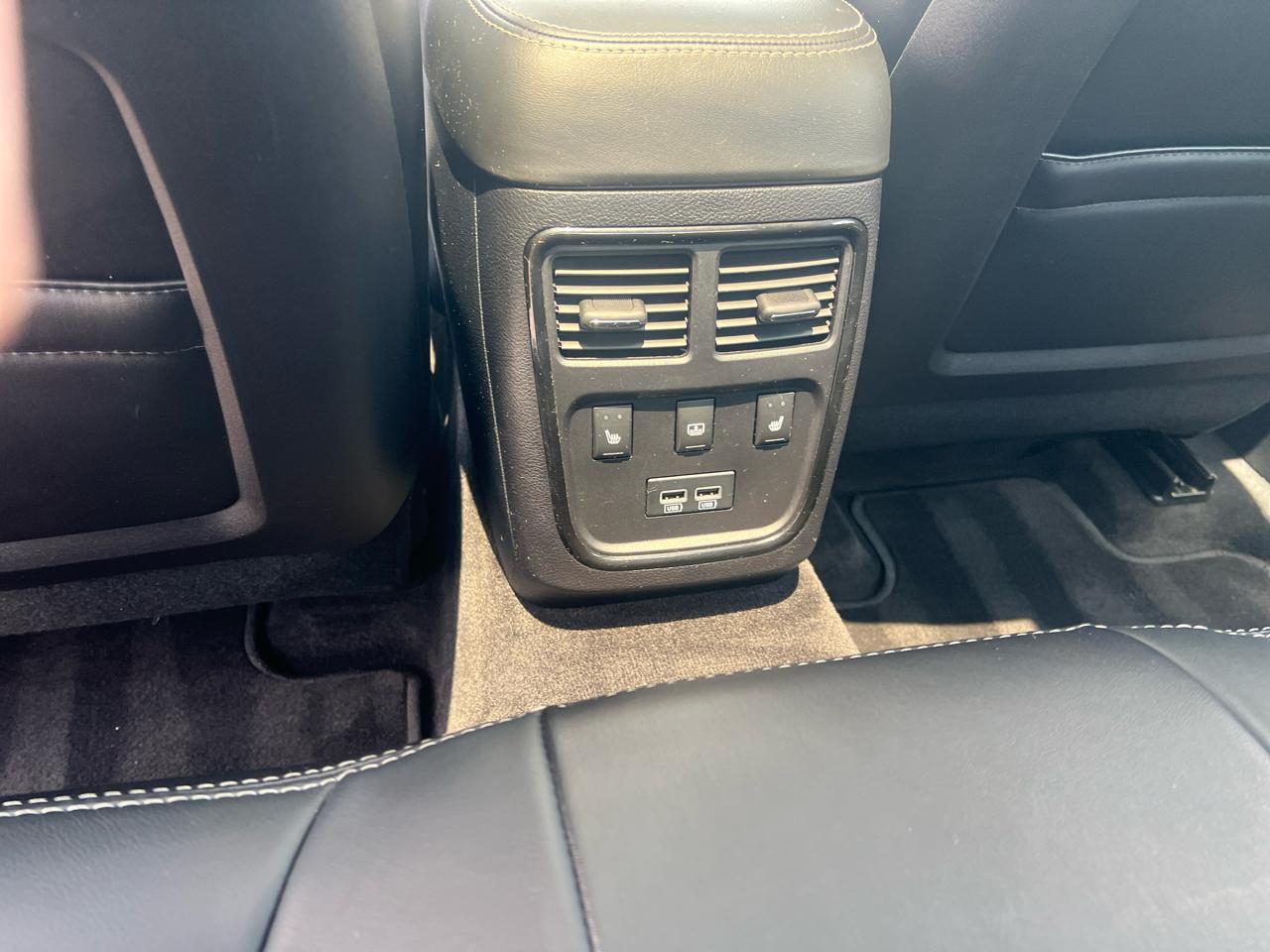 Chrysler 300 4dr Sdn 300S AWD 2015