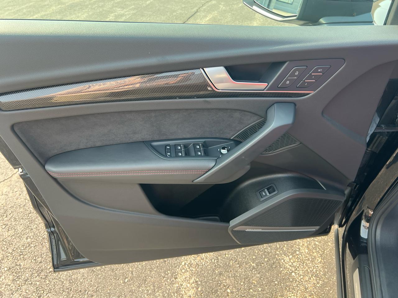 Audi SQ5 Premium Plus 3.0 TFSI quattro 2024