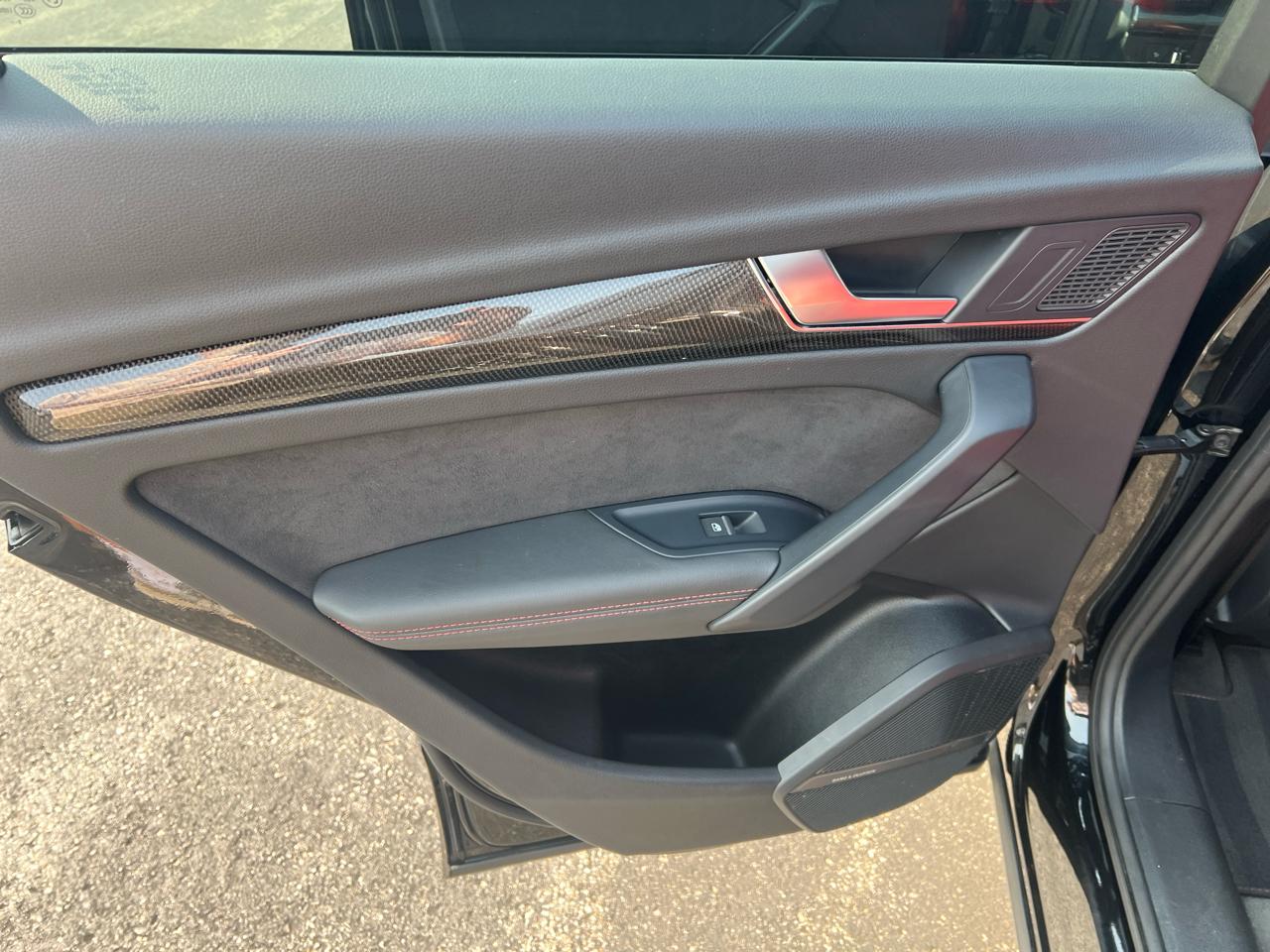 Audi SQ5 Premium Plus 3.0 TFSI quattro 2024