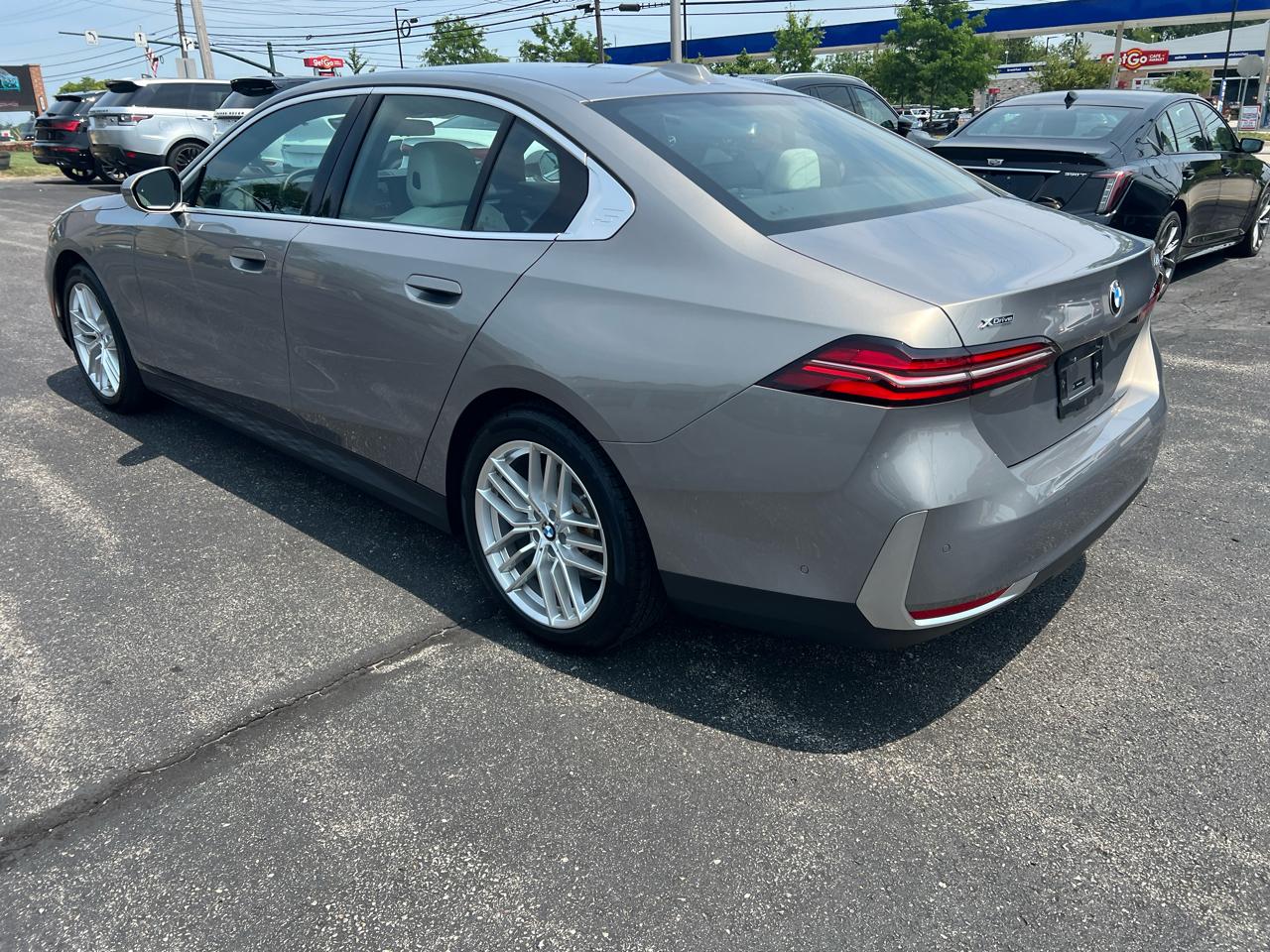 BMW 5 Series 530i xDrive Sedan 2024