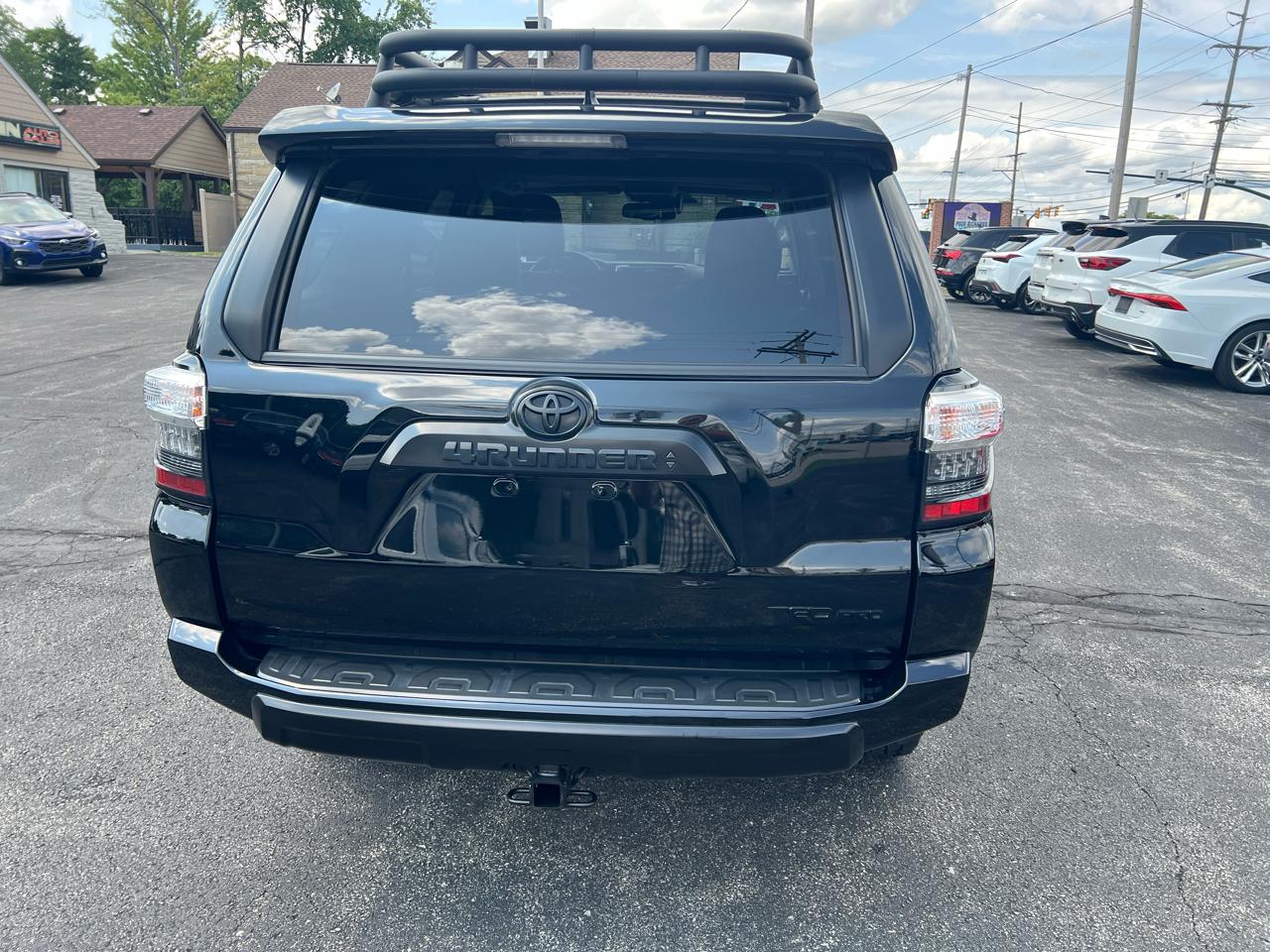 Toyota 4Runner TRD Pro 4WD (Natl) 2023