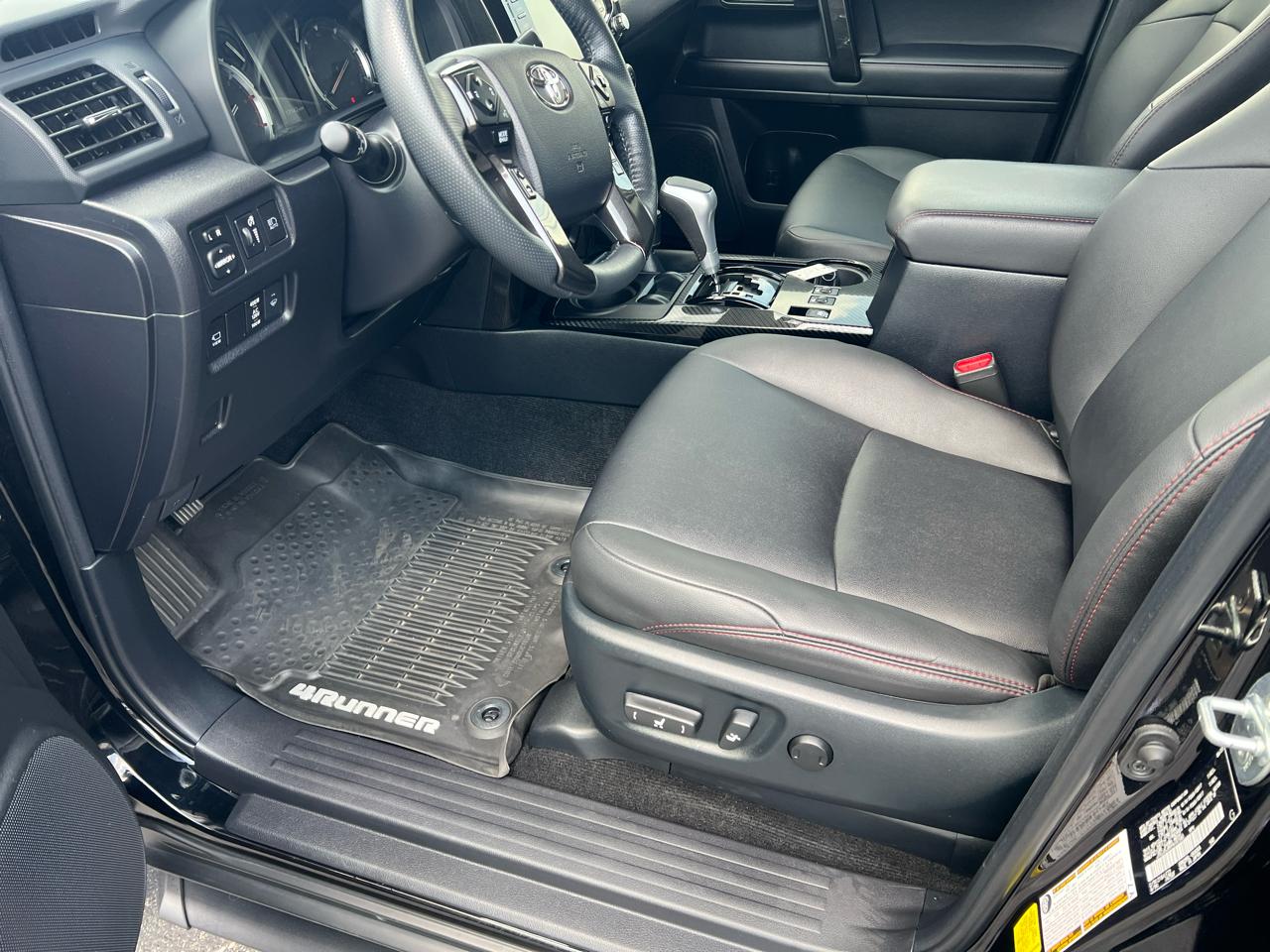 Toyota 4Runner TRD Pro 4WD (Natl) 2023