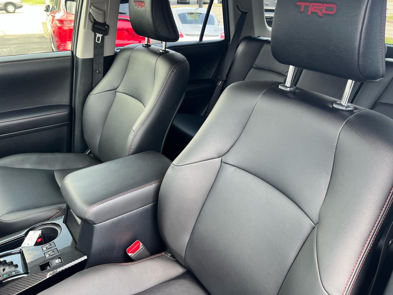 Toyota 4Runner TRD Pro 4WD (Natl) 2023