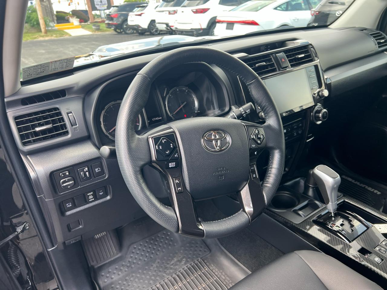 Toyota 4Runner TRD Pro 4WD (Natl) 2023