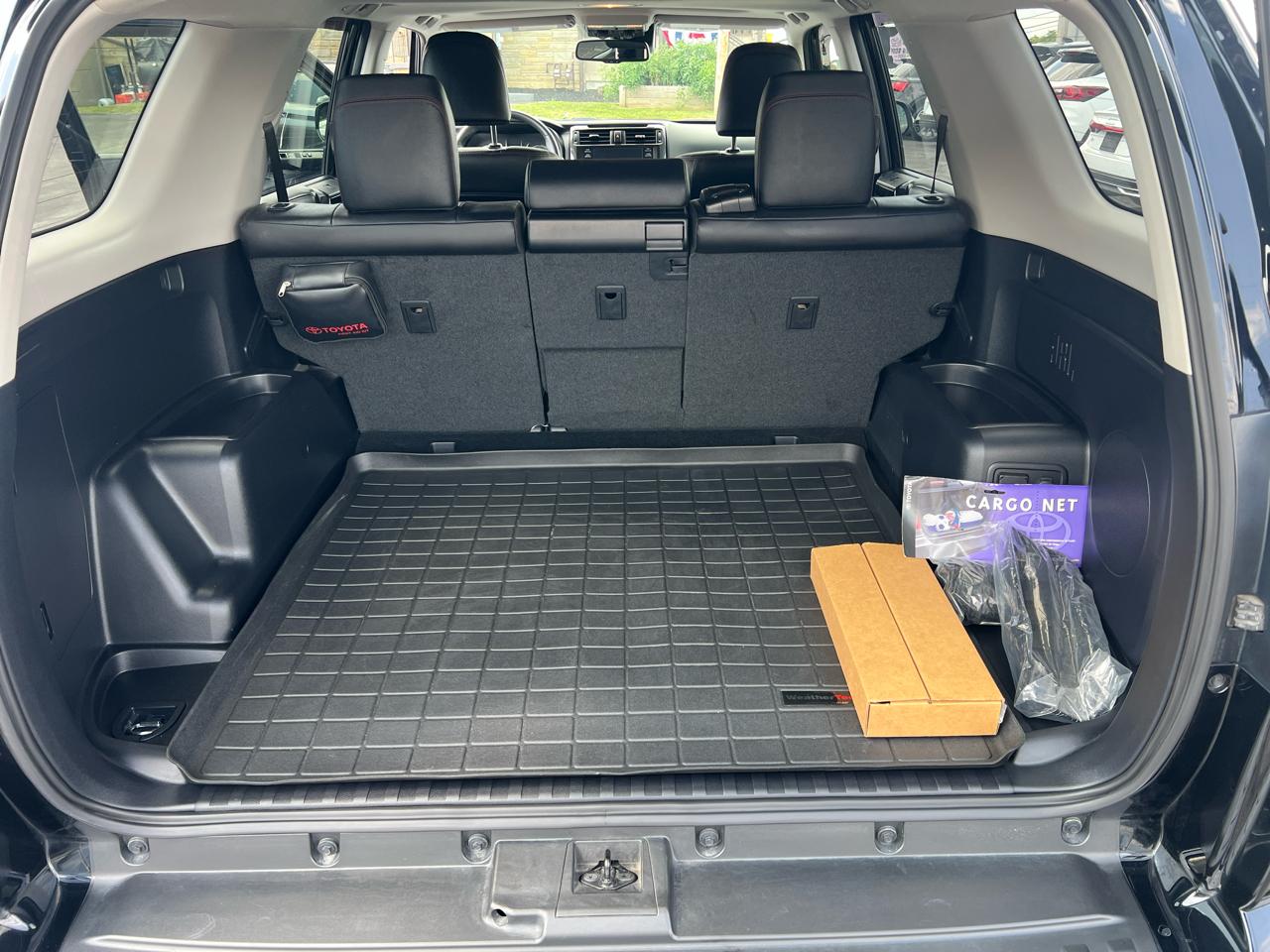 Toyota 4Runner TRD Pro 4WD (Natl) 2023