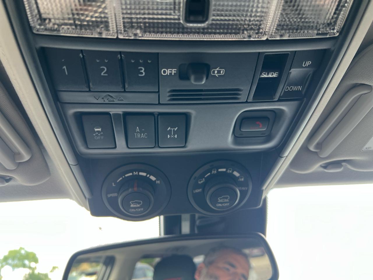 Toyota 4Runner TRD Pro 4WD (Natl) 2023