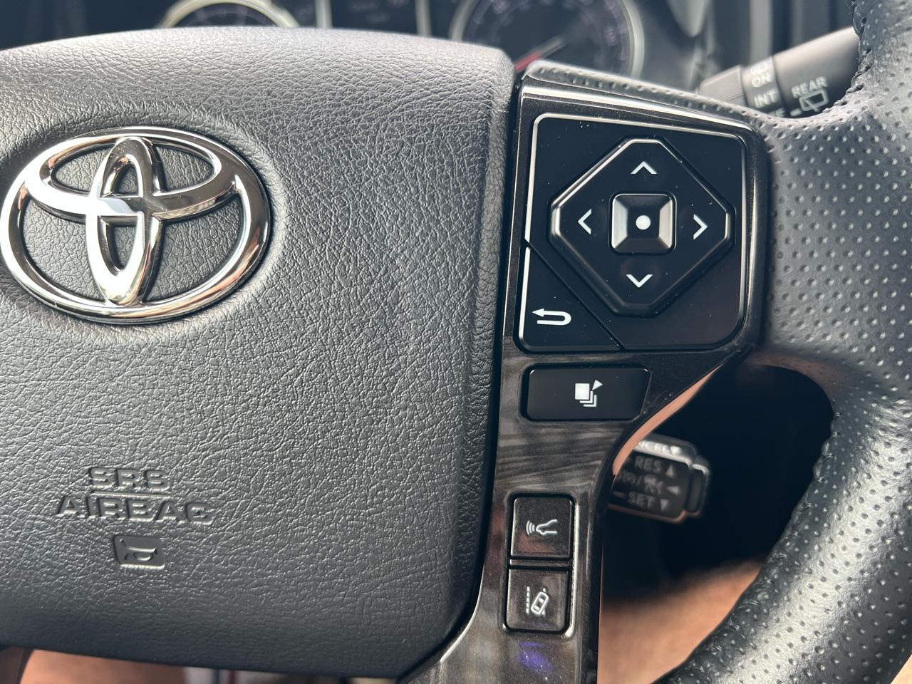 Toyota 4Runner TRD Pro 4WD (Natl) 2023