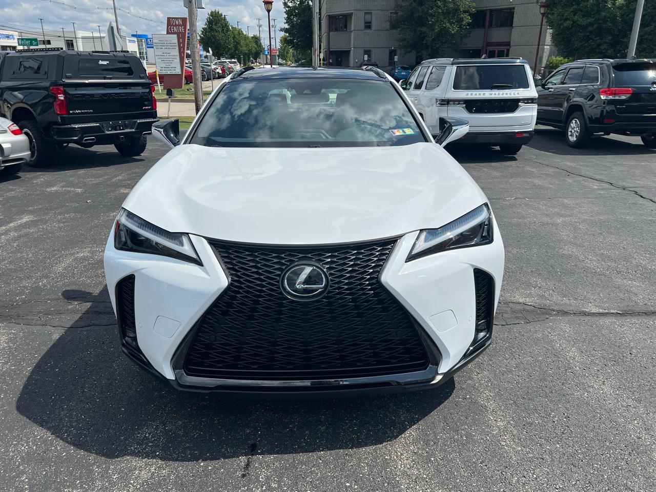 Lexus UX UX 250h F SPORT Design AWD 2023