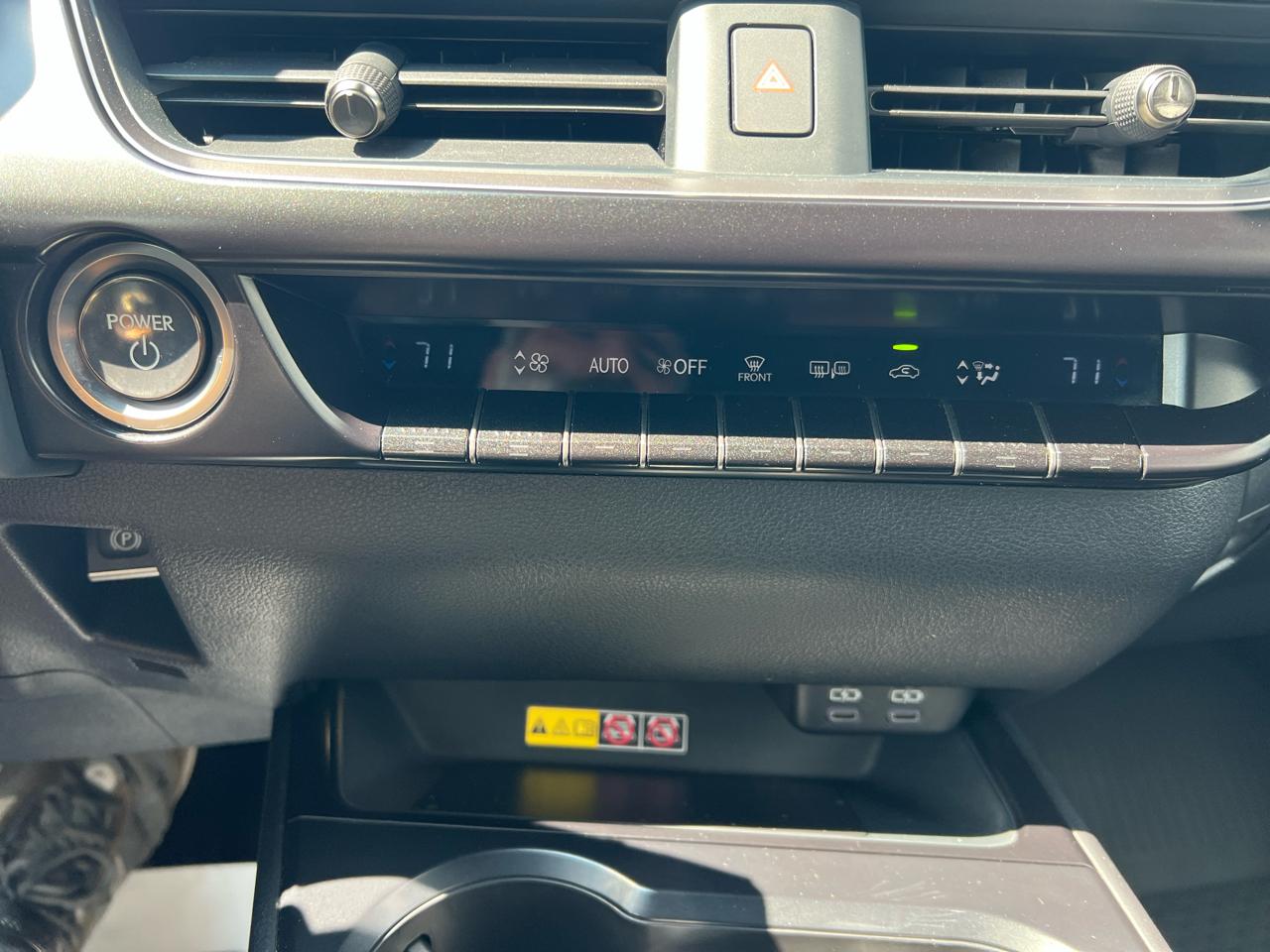 Lexus UX UX 250h F SPORT Design AWD 2023