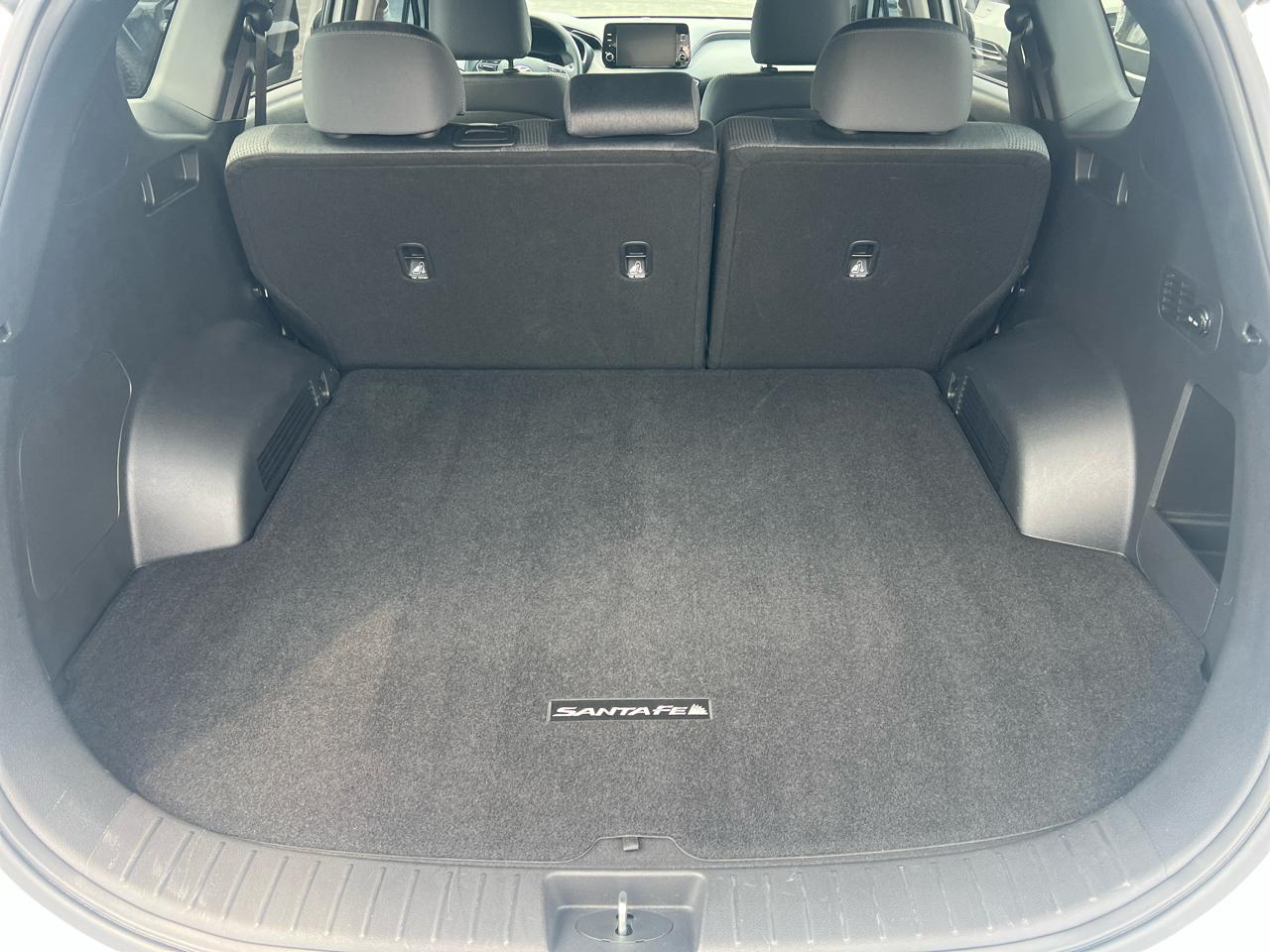 Hyundai Santa Fe SEL AWD 2022