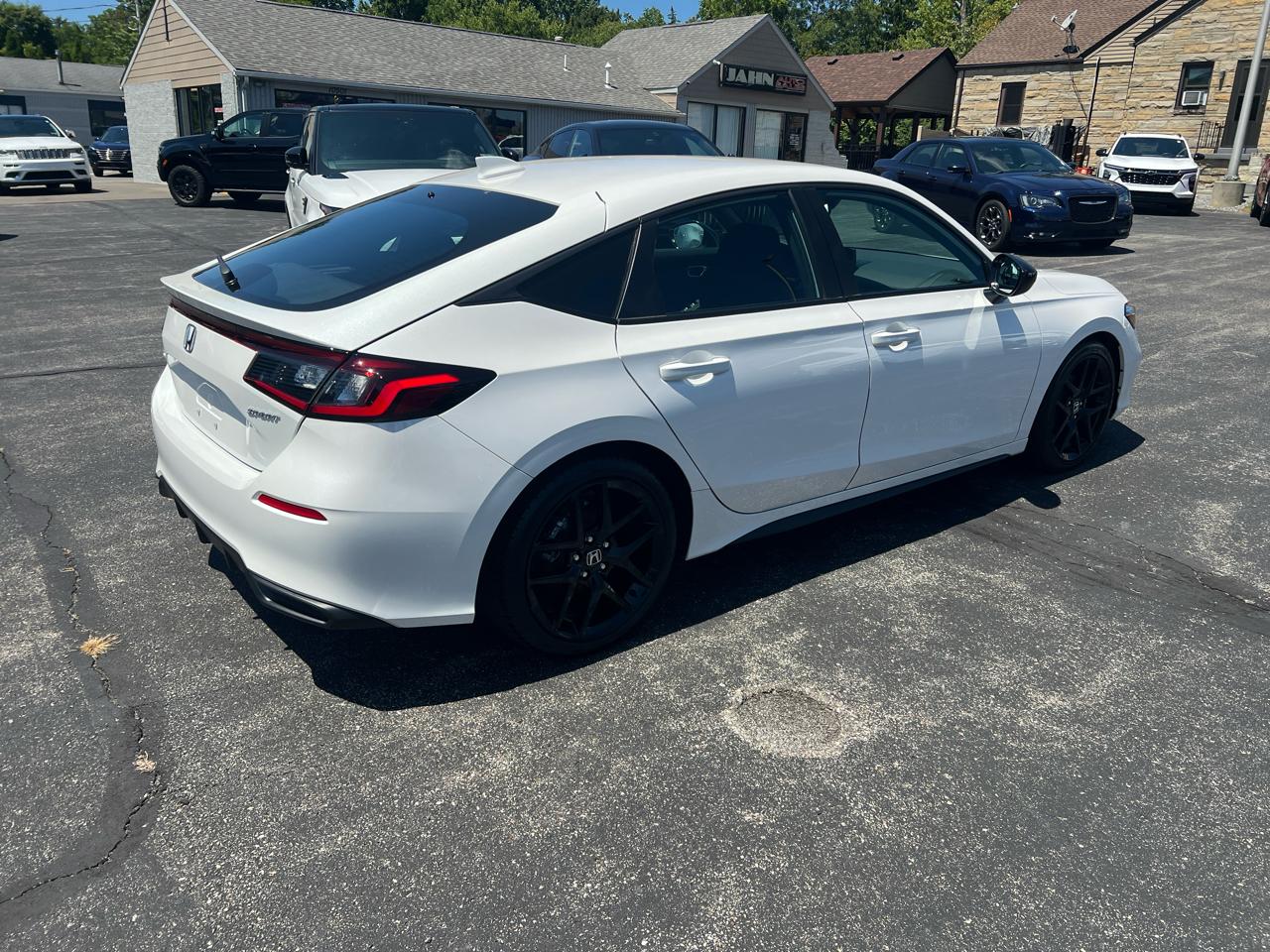 Honda Civic Hatchback Sport CVT 2025