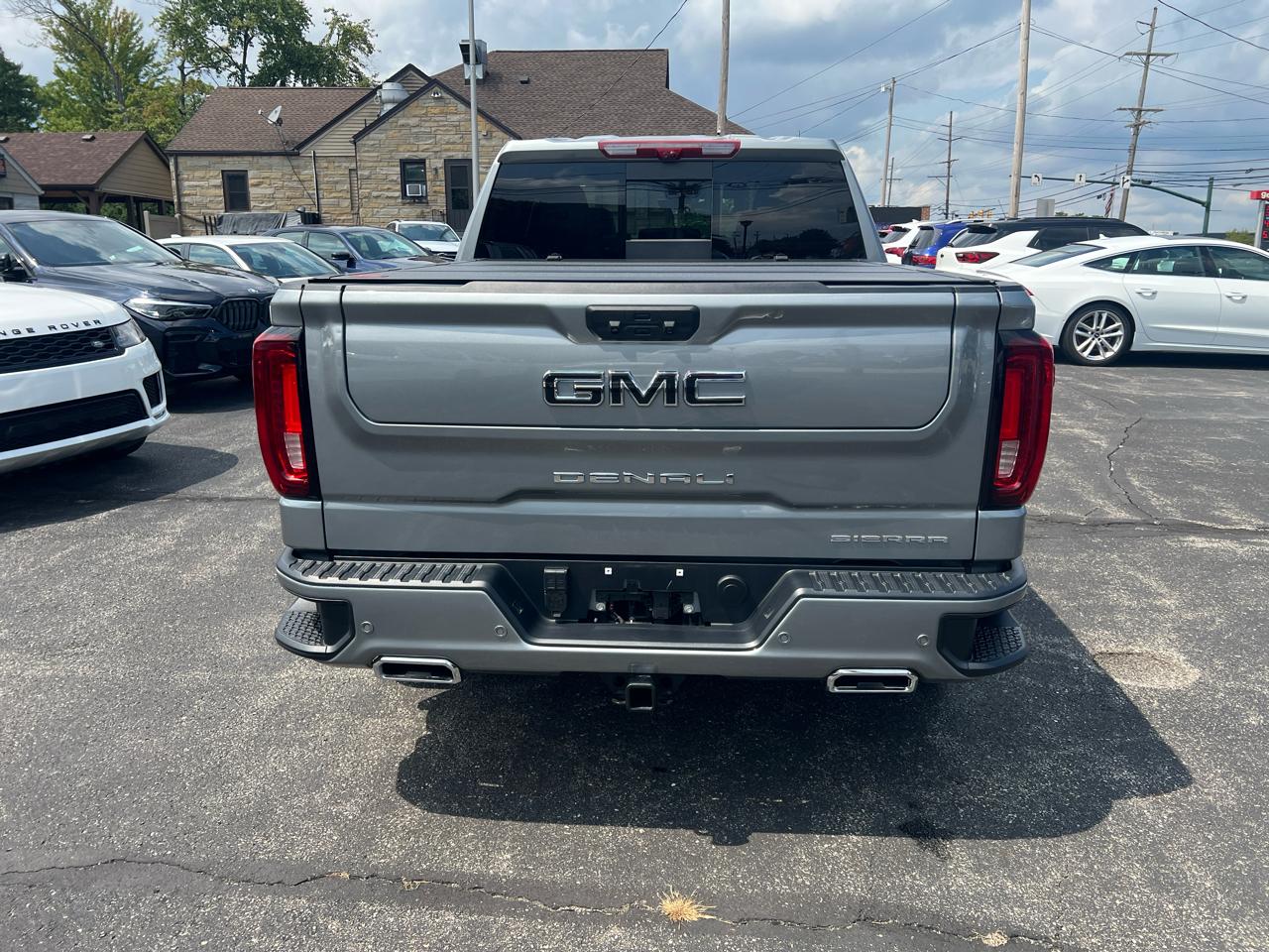 GMC Sierra 1500 4WD Crew Cab 147" Denali 2025