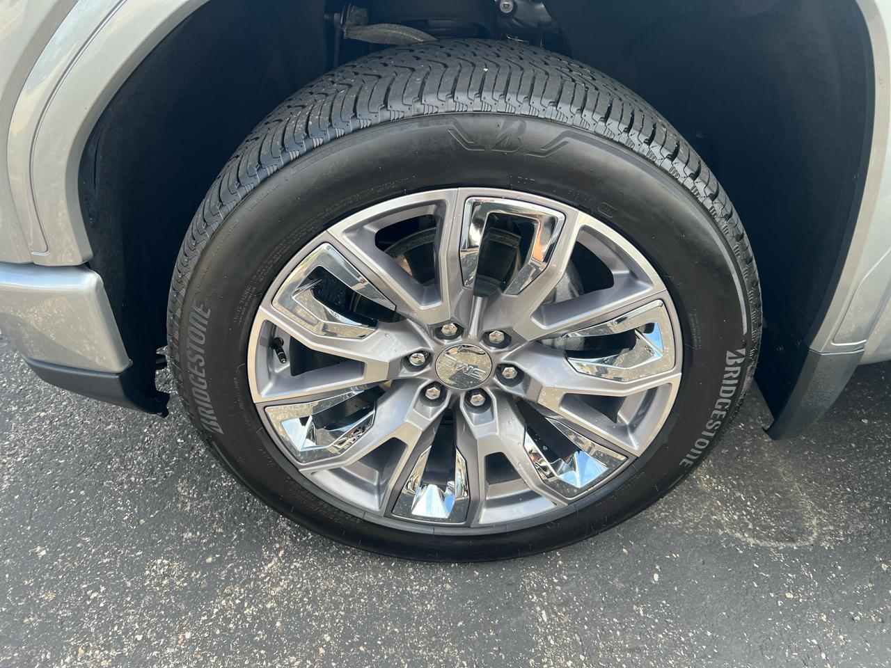 GMC Sierra 1500 4WD Crew Cab 147" Denali 2025