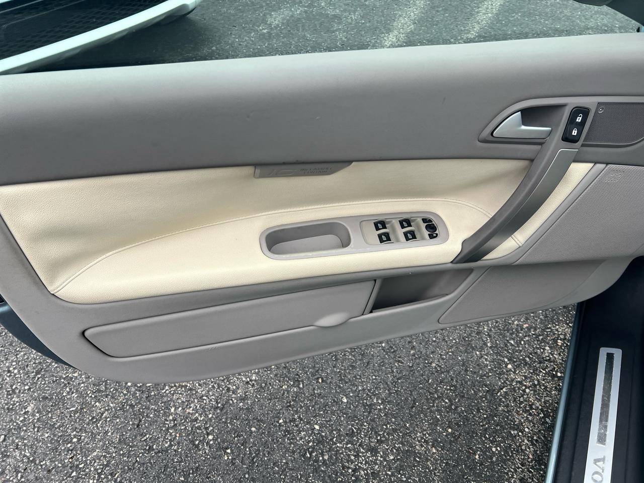 Volvo C70 2dr Conv Man 2009