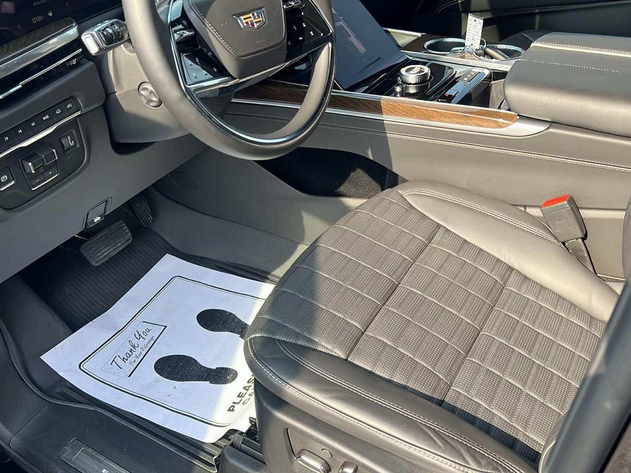 Cadillac Escalade 4WD 4dr Sport Platinum 2025
