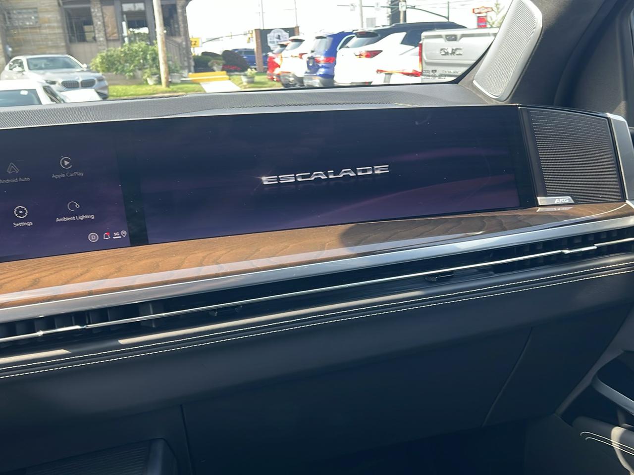 Cadillac Escalade 4WD 4dr Sport Platinum 2025