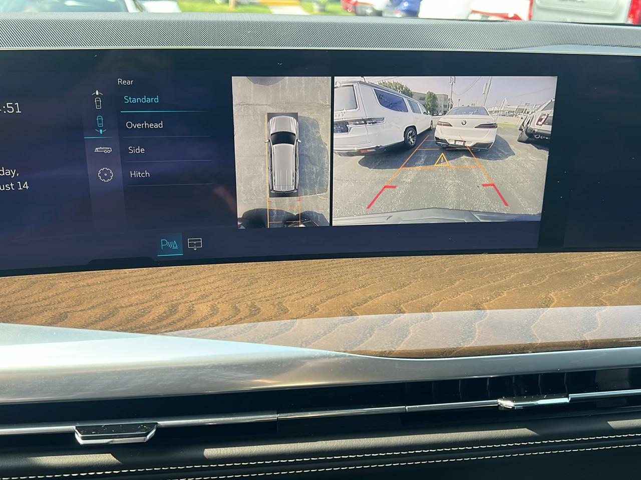 Cadillac Escalade 4WD 4dr Sport Platinum 2025