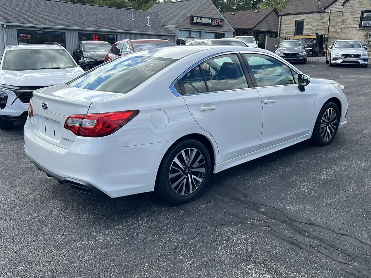 Subaru Legacy 2.5i Premium 2019