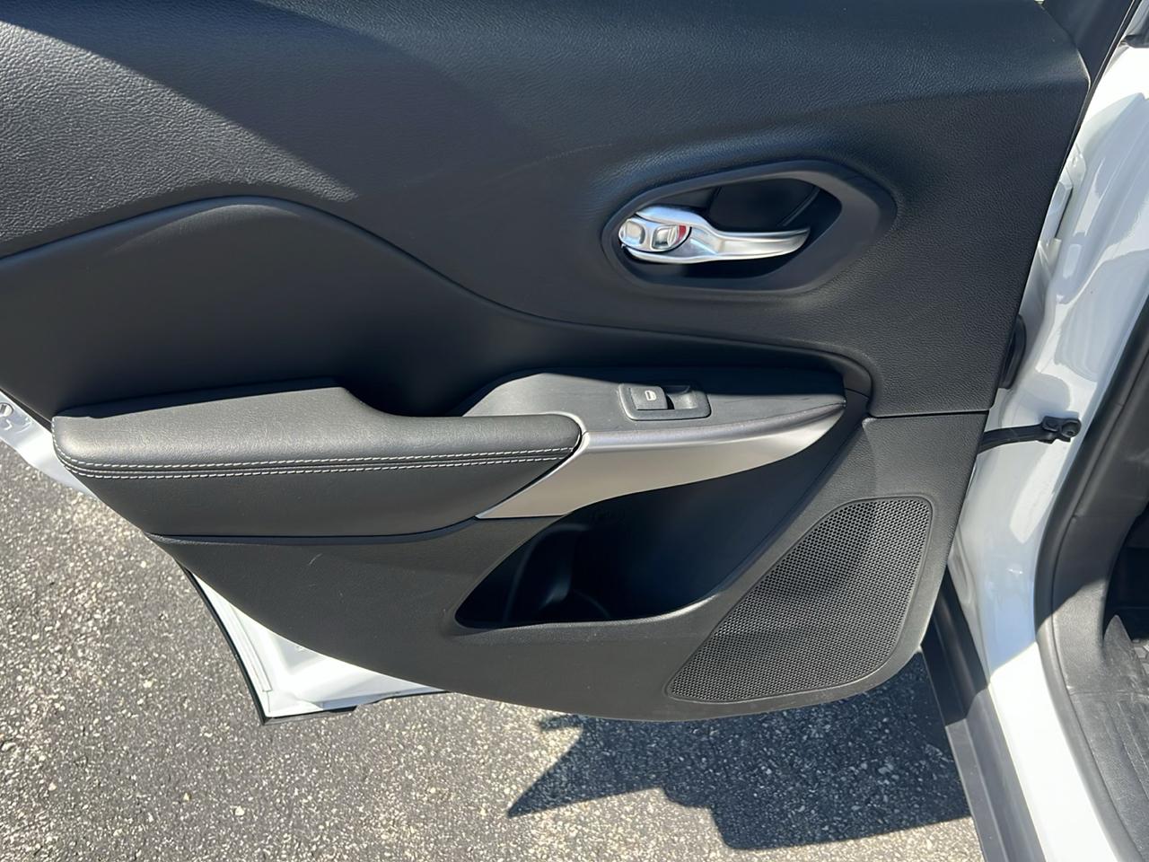Jeep Cherokee Latitude Plus 4x4 2019