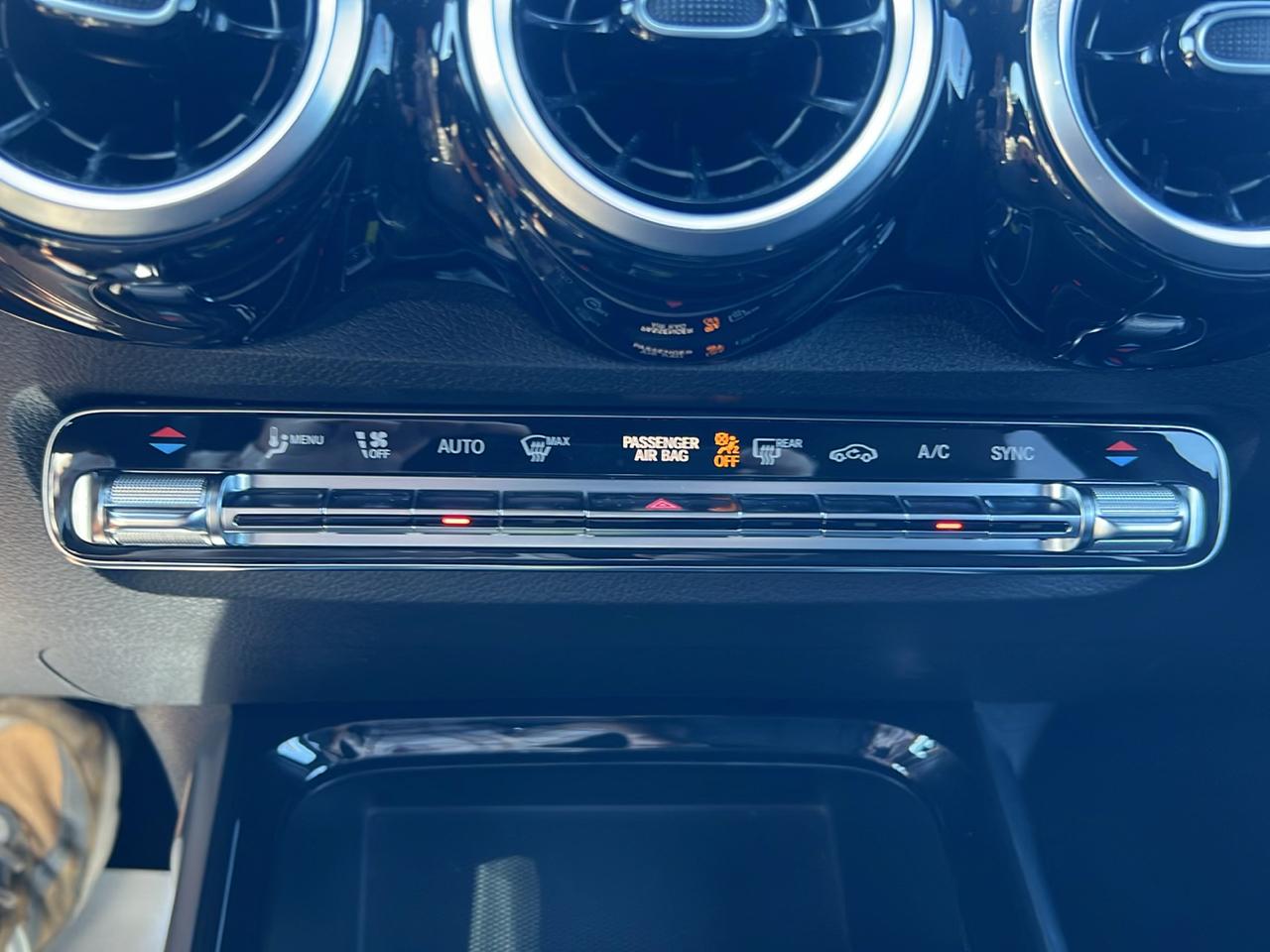 Mercedes-Benz GLB GLB 250 4MATIC SUV 2020