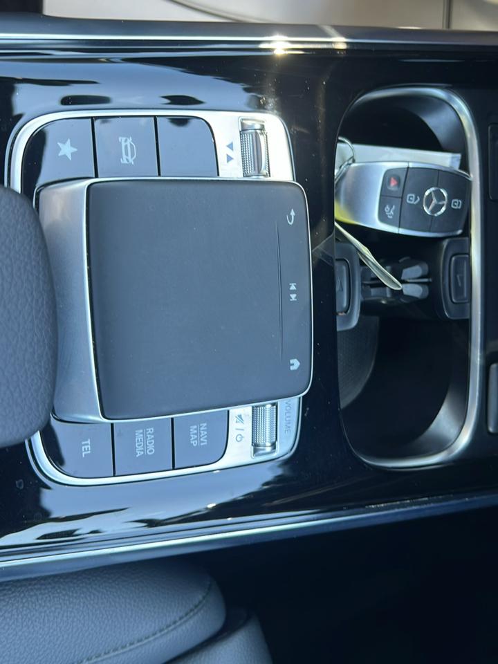 Mercedes-Benz GLB GLB 250 4MATIC SUV 2020