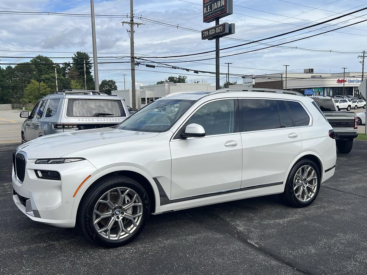 BMW X7 xDrive40i Sports Activity Vehicle 2024