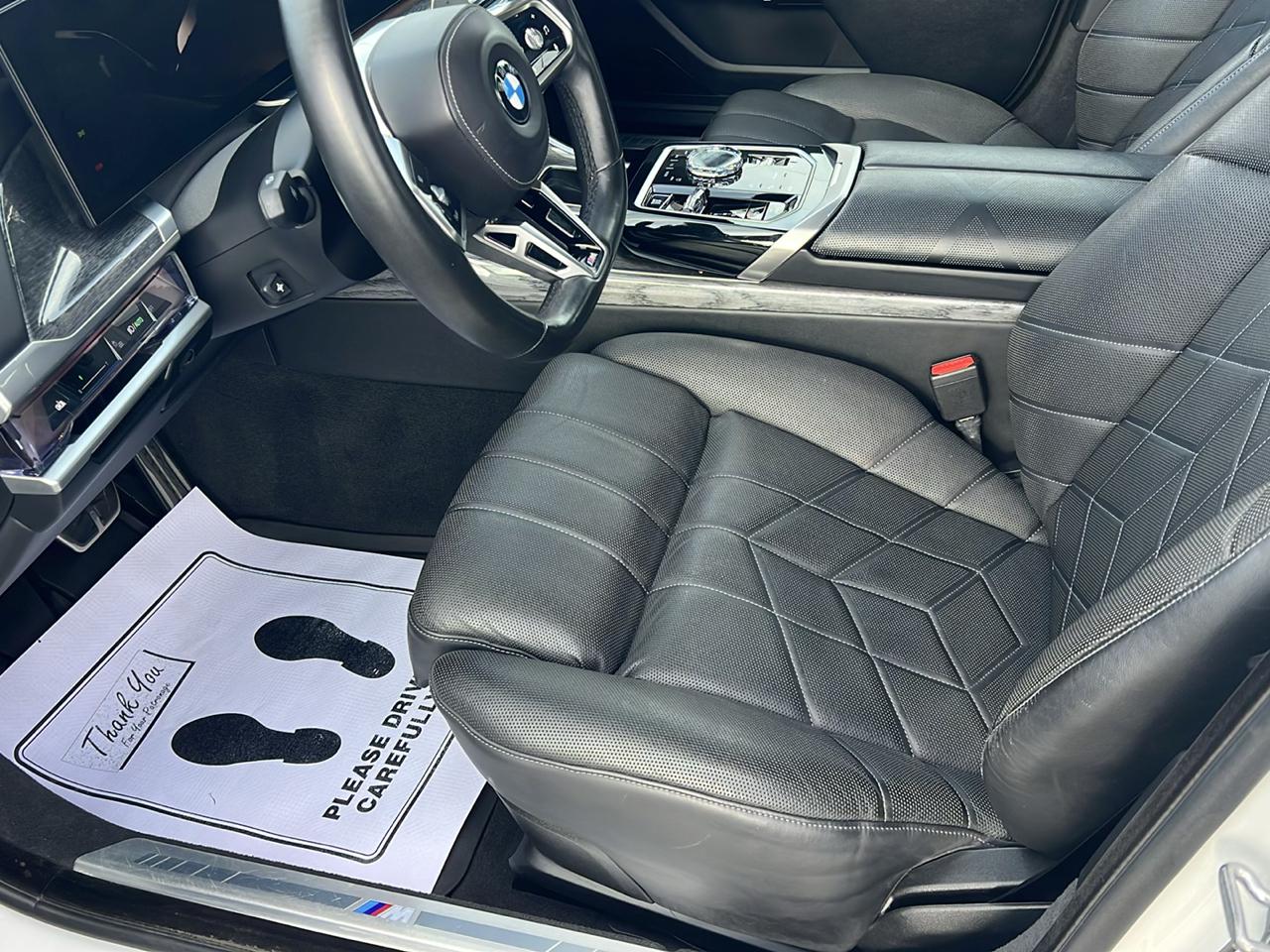 BMW 7 Series 760i xDrive Sedan 2023