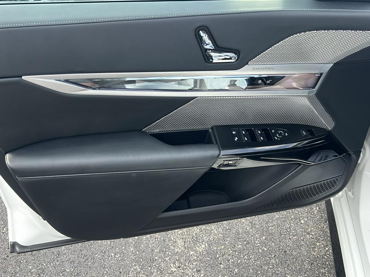 BMW 7 Series 760i xDrive Sedan 2023