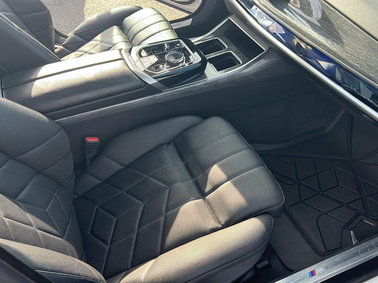BMW 7 Series 760i xDrive Sedan 2023