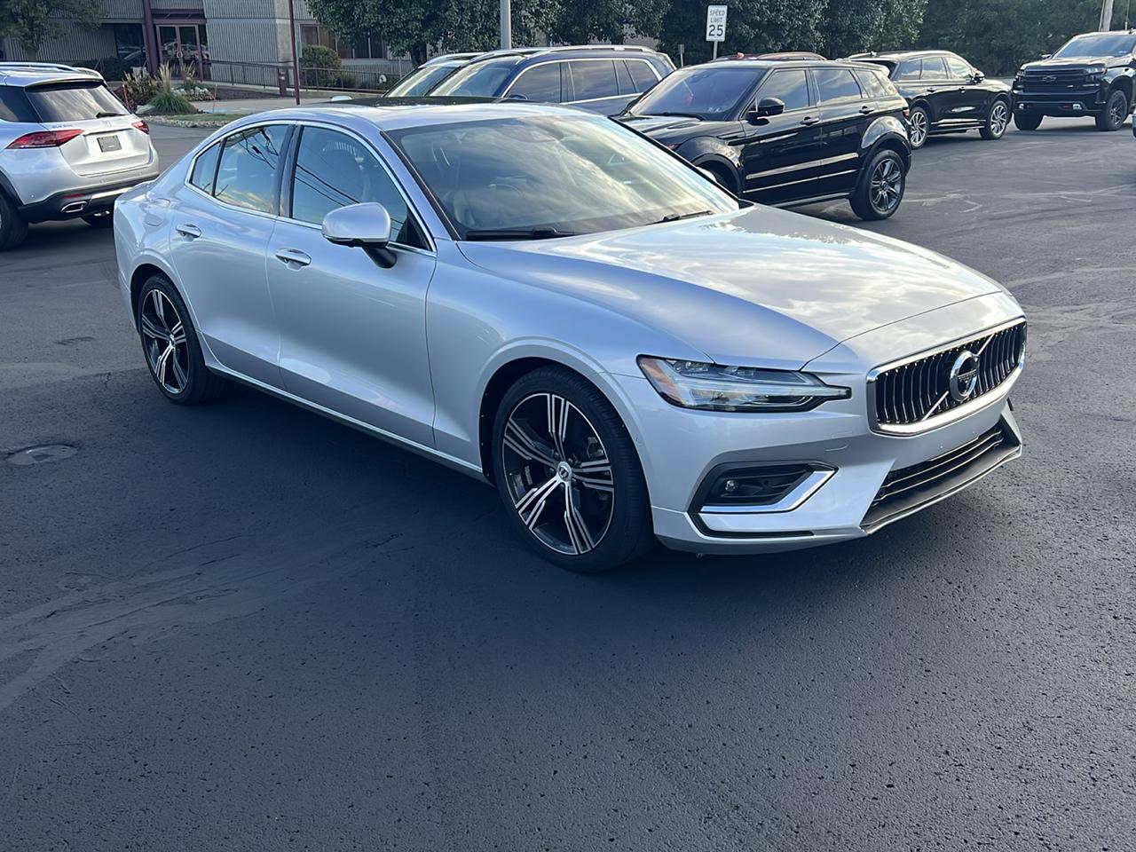 Volvo S60 B5 FWD Inscription 2022