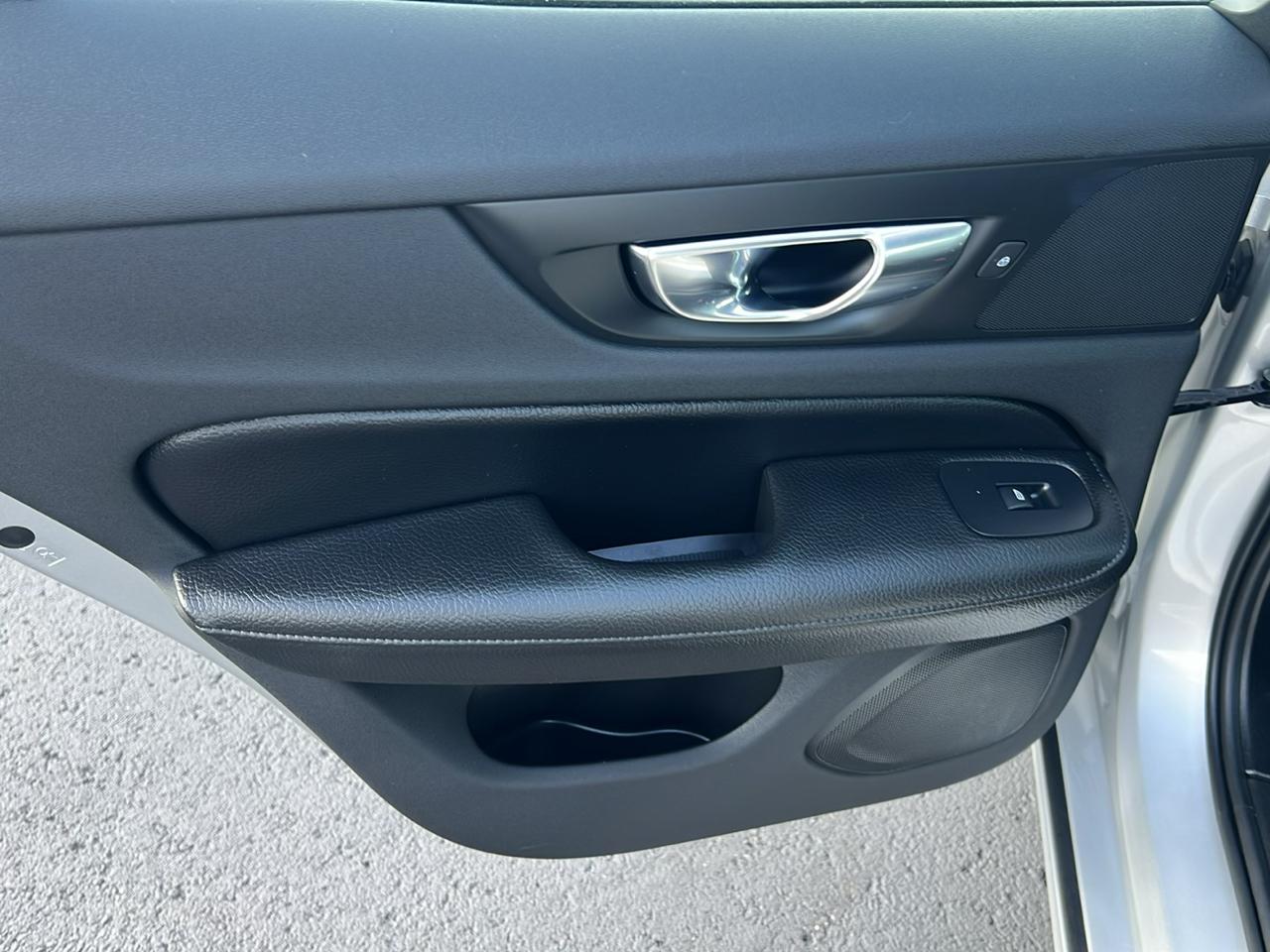 Volvo S60 B5 FWD Inscription 2022