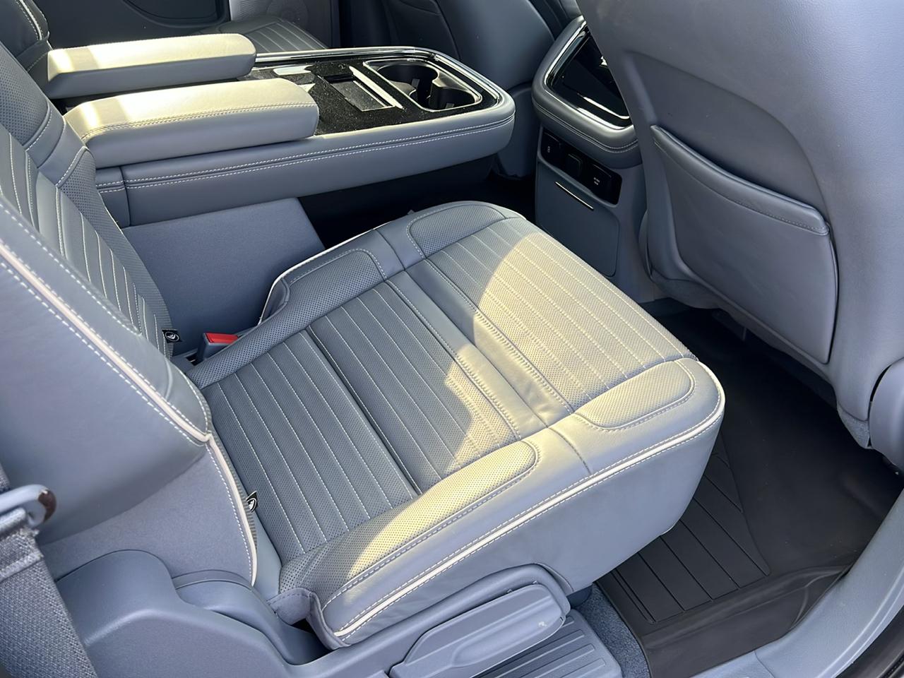 Lincoln Navigator L Black Label 4x4 2023