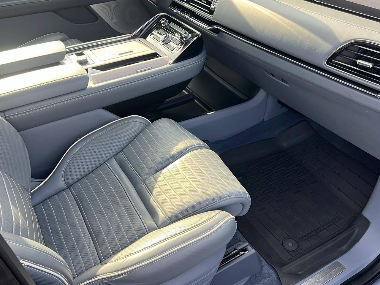 Lincoln Navigator L Black Label 4x4 2023