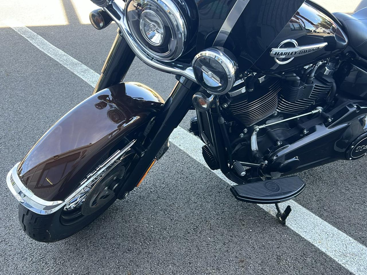 Harley-Davidson FLHCS  2019