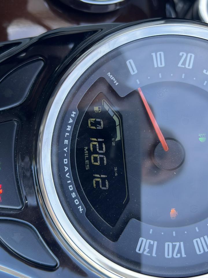 Harley-Davidson FLHCS  2019