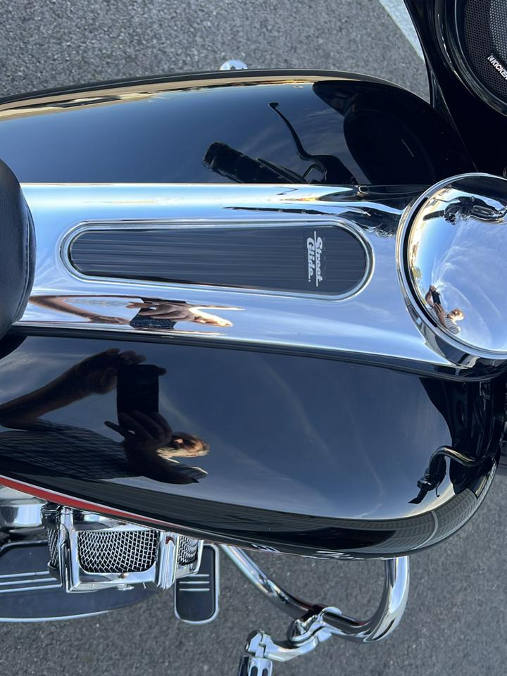 Harley-Davidson FLHXS  2014