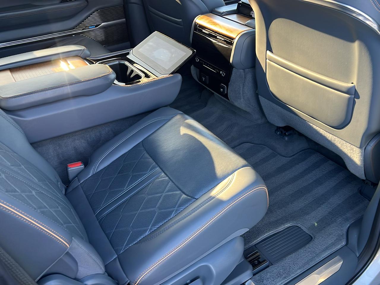 Jeep Grand Wagoneer Series III 4x4 2022